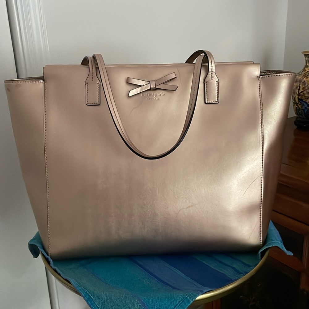 Kate Spade New York Sawyer Street Taden Large Tote in Rose Gold